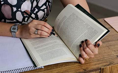 爆款文案的共同特征、标题设计与注意事项，看完不再迷茫