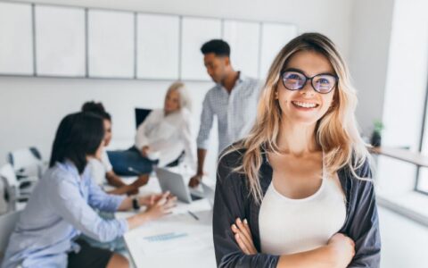 什么样的课程，能卖高价？什么样课程，只能卖低价？如何提高课程的价格？