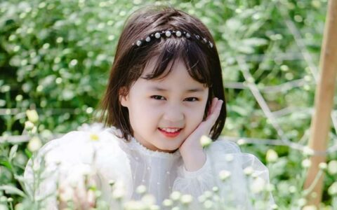 提供一个具体的费曼学习法课堂活动的例子，如果你是老师，可以直接套用的