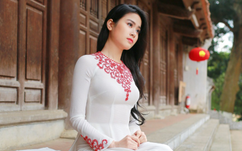 如何课程在某一方向比较薄弱，例如情感、故事性方面，应该如何快速提升或改进呢？