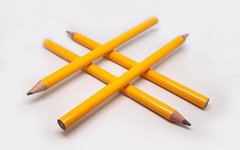 在kimi指令中，问题的背景信息、参考资料是不是越详细越好？约束条件过多，会不会产生负面影响，而得不到想要的结果？