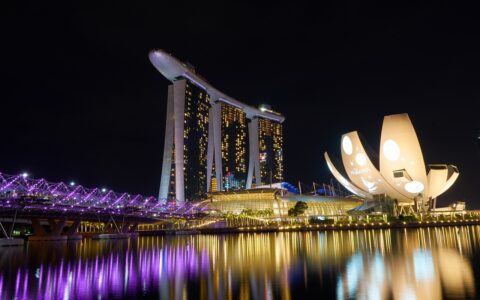 OpenAI到底是一家什么样的公司？我们应该如何看待这家的公司的产品ChatGPT ?