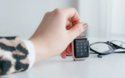 讲故事起号，正越来越受到自媒体新人的喜爱，这是为什么呢？“故事起号”有哪些优缺点？