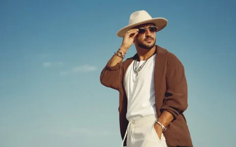 每天都有人设崩塌的网红：其实不管多大的网红、自媒体达人，它的人设崩塌不外乎以下几种原因，听我一一道来