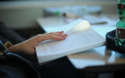 如何在工作中有效地运用金字塔原理？