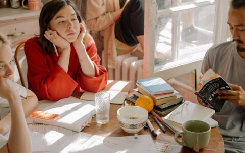 中国人工智能第一梯队的企业在技术创新方面有哪些成功经验？