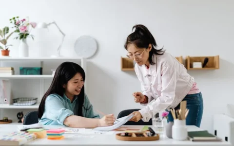 【实例演示】营销型的文案有哪些特点？请听我全方位为你进行分析