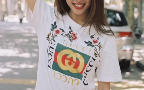 如何让AI，在回答中更好地体现不同的情感色彩，让更多的读者愿意看上去呢？