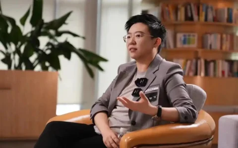 “炸裂开头”怎么写？3种高吸引力开场，让刷到的人立马停住