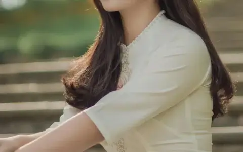 职场技能课：用“管好人、管好事”这类金句开头，吸引管理层付费咨询