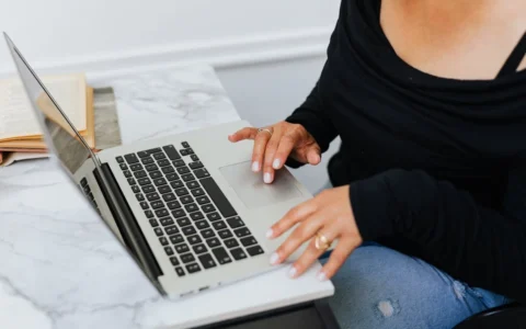 到底是哪些用户群适合购买剪映SVIP？到底值不值得“冲”