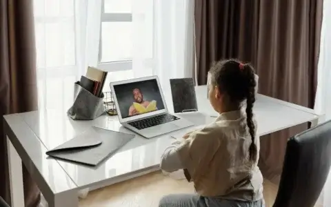 3个让知识博主颤抖的野路子：菜市场大妈教你讲透专业知识