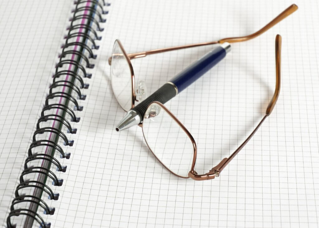 中年危机自救指南：手把手教你“做课卖课”，在家打造个人终身收入！