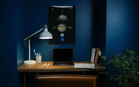 从0到月入10万：这套知识付费SOP，让我在闲鱼上卖课卖疯了