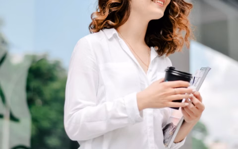 告别自嗨写作：5个技巧精准挖用户痛点，让粉丝追着问“怎么买”