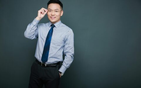 我是如何用动画课做到单月涨粉10W+？揭秘万彩里的“高转化”模板