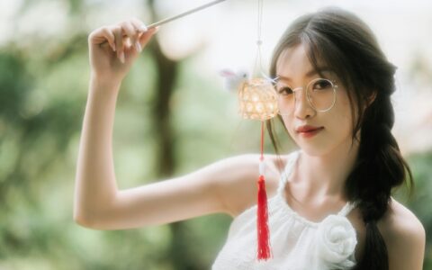 【数据真相】完播率不到20%？只因为你不懂“前三秒黄金剪辑法则”，教你把跳失率降到最低！