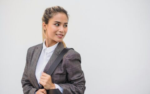 如何开通剪映AI数字人会员？