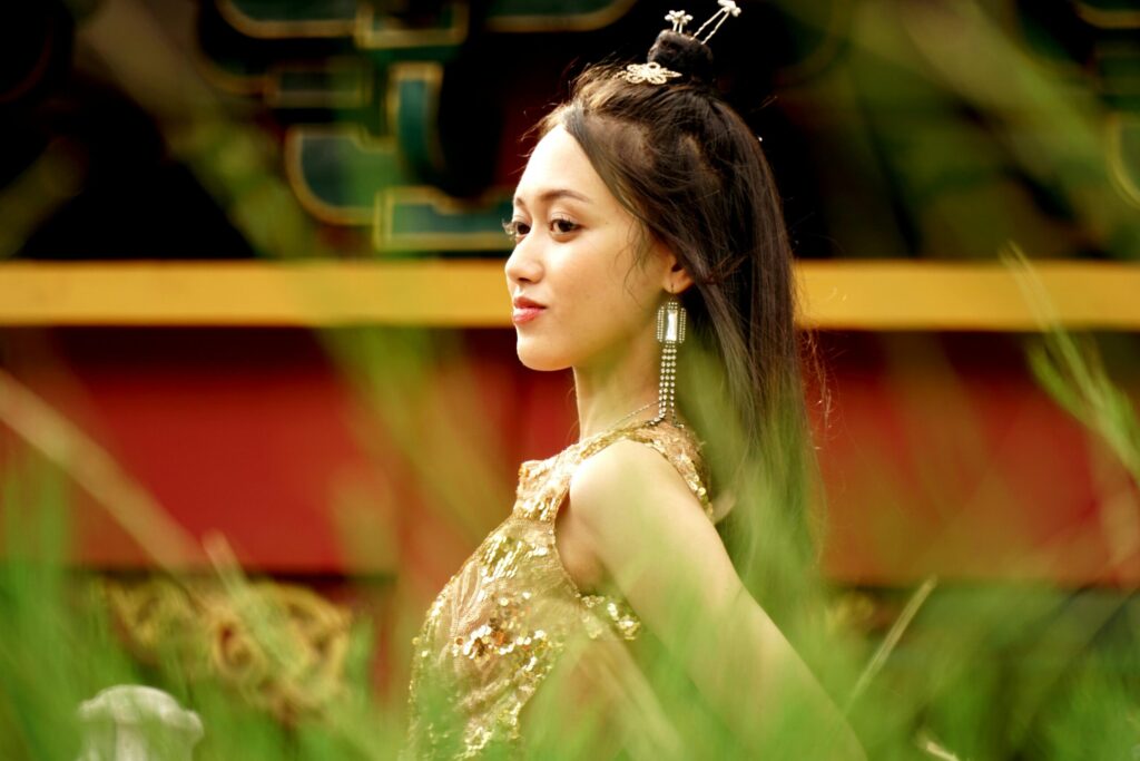 【心理博弈】【上篇】为什么你的课没人买？因为你太“实在”了！揭秘知识付费的“包装术”，让你的课程看起来值10倍价钱