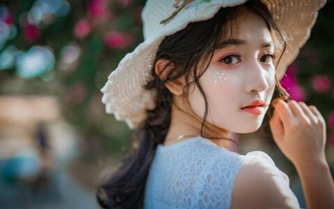 【流量变现】别只顾着发短视频引流了！教你把“免费干货”封装成“高价课程”的3个核心心法，让粉丝追着买单