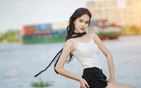 【极速量产】别再拖了！用这套“知识萃取SOP”，3天把你的经验变成一门爆款课，哪怕你是新手