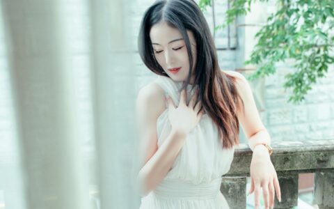 【心理战术】如何让学员觉得“物超所值”？揭秘剪辑中的“信息密度”控制术，不让观众走神1秒钟